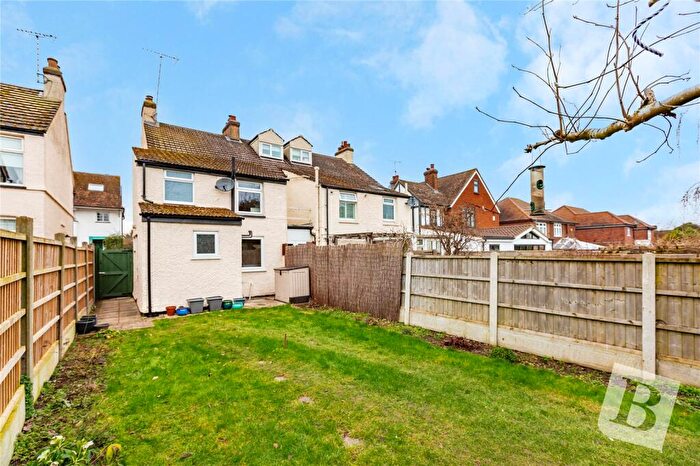 3 Bedroom End Of Terrace House For Sale In Cloverly Road, Ongar, Essex, CM5