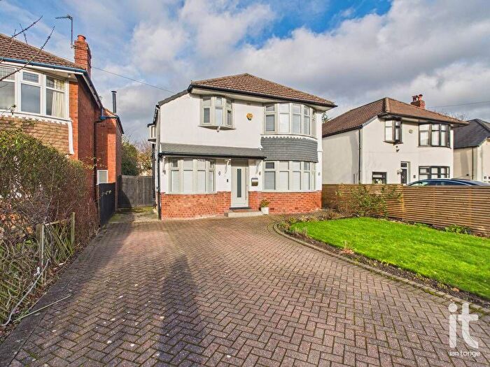 4 Bedroom Detached House To Rent In Seal Road, Bramhall, Stockport, SK7
