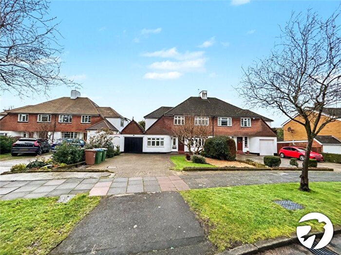 5 Bedroom Semi Detached House For Sale In The Grove, Sidcup, Kent, DA14