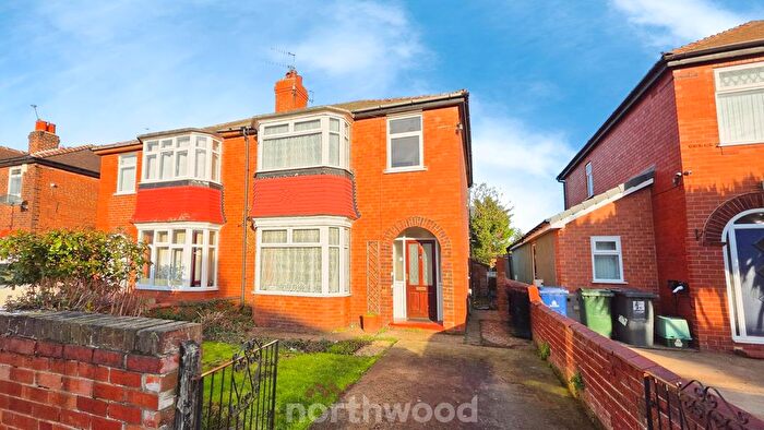 3 Bedroom Semi Detached House For Sale In Zetland Road, Town Moor, Doncaster, DN2