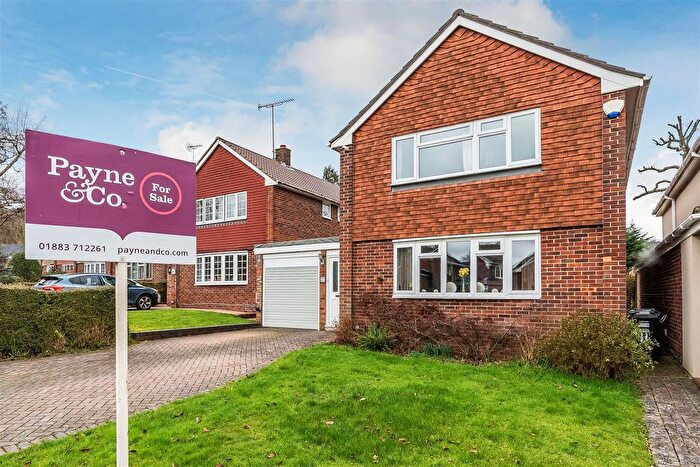 4 Bedroom Detached House For Sale In Central Way, Oxted, RH8