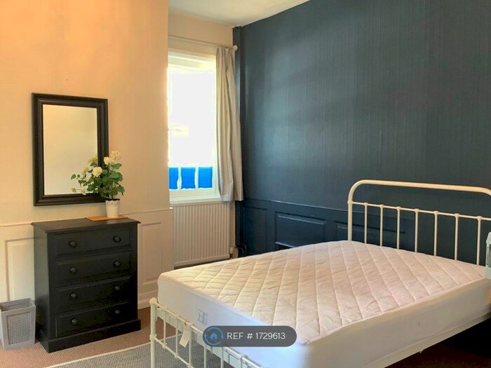 1 Bedroom Property To Rent In Bank Street, Lincoln, LN2