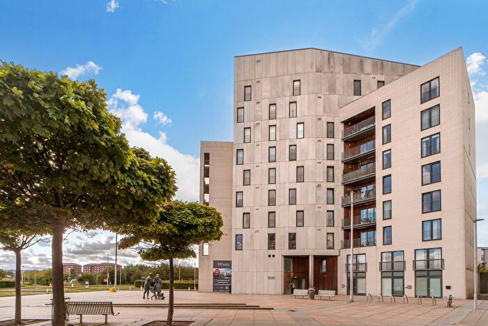 3 Bedroom Flat For Sale In / Saltire Square, Granton, Edinburgh, EH5