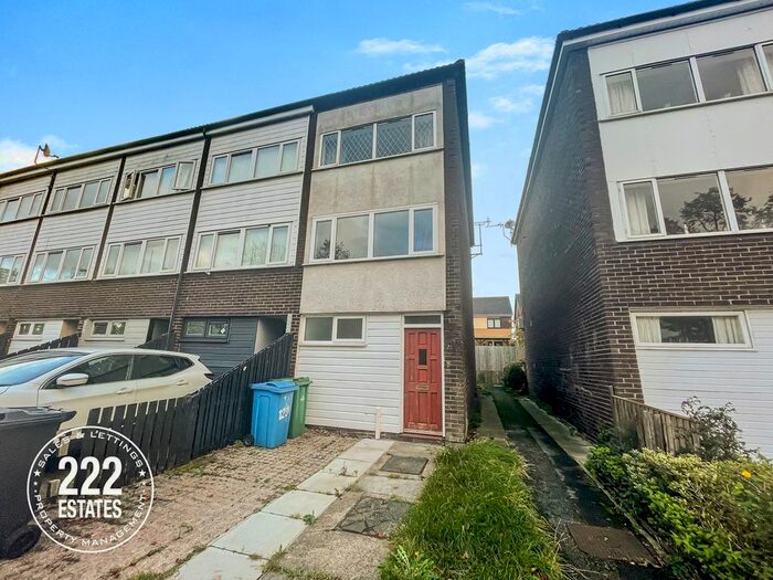 3 Bedroom End Of Terrace House To Rent In Halton Brook Avenue, Halton Brook, Runcorn, WA7