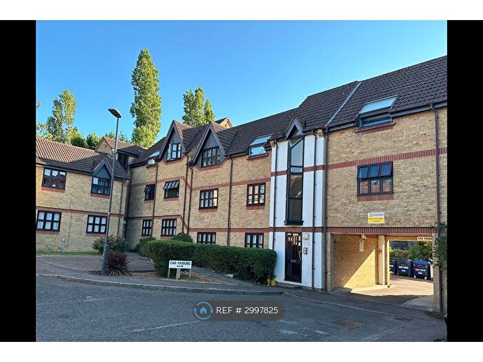 1 Bedroom Flat To Rent In Lodgehill Park Close, South Harrow, HA2