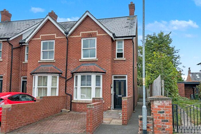 3 Bedroom End Of Terrace House For Sale In St. Catherines Road, Lincoln, LN5