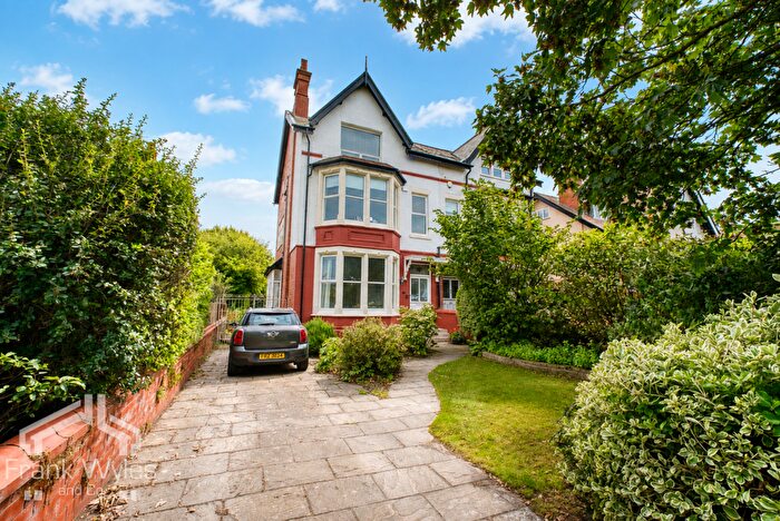 6 Bedroom Semi-Detached House For Sale In St Pauls Avenue, Lytham St. Annes, Lancashire, FY8