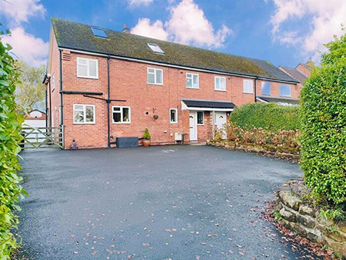 4 Bedroom Semi Detached House For Sale In School Lane, Guilden Sutton, Chester, CH3