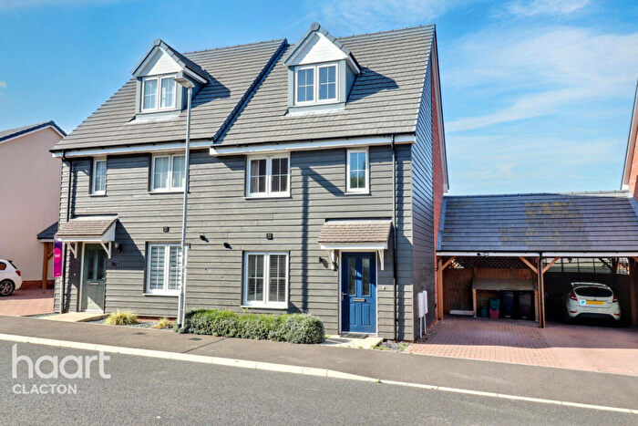 3 Bedroom Semi-Detached House For Sale In Hamford Crescent, Walton On The Naze, CO14