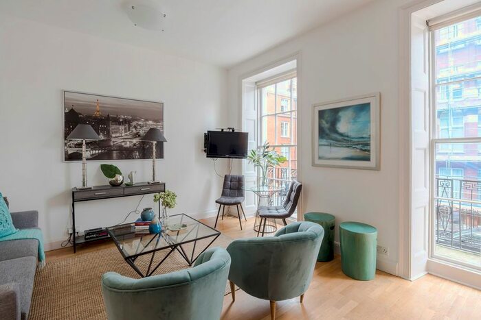 1 Bedroom Flat To Rent In York Street, Marylebone, London, W1H