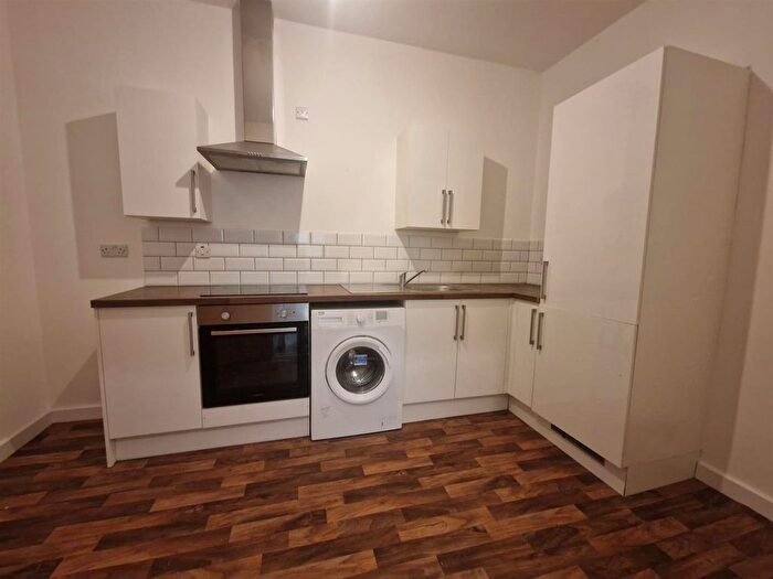 1 Bedroom Flat To Rent In Trent House, Barnby Gate, Newark, NG24