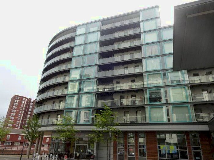 1 Bedroom Flat To Rent In High Point Village, Station Approach, Hayes, UB3