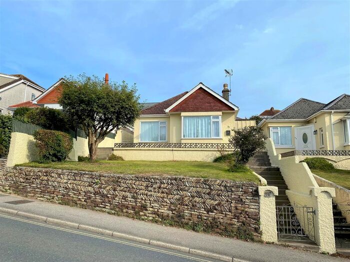 2 Bedroom Bungalow To Rent In Trenance Road, Newquay, TR7