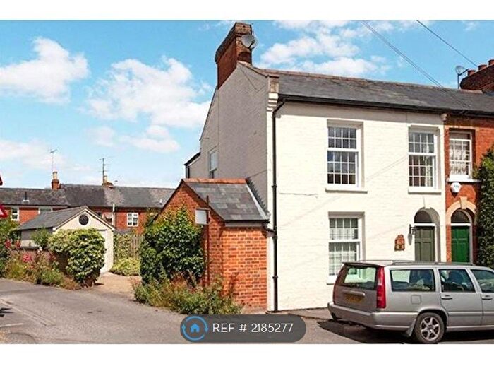 3 Bedroom End Of Terrace House To Rent In Greys Hill, Henley On Thames, RG9