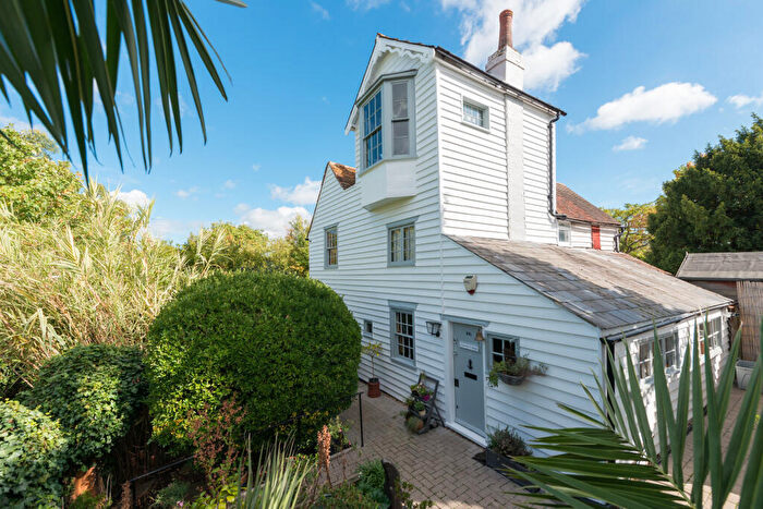2 Bedroom Semi-Detached House For Sale In Borstal Hill, Whitstable, CT5