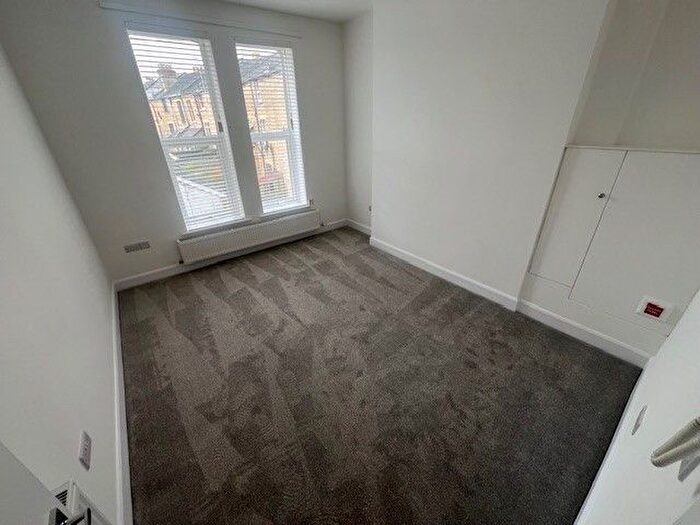 1 Bedroom Flat To Rent In Poole Road, Bournemouth, BH4