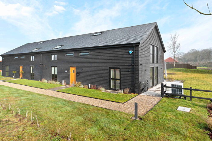 4 Bedroom Barn Conversion For Sale In Chignal Road, Chignal Smealey, Chelmsford, CM1