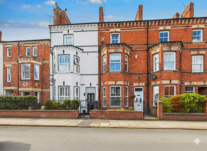 4 Bedroom Town House For Sale In Harcourt Street, Newark, NG24