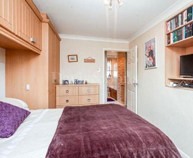 2 Bedroom Terraced House For Sale In Bideford Road, Newport., NP20