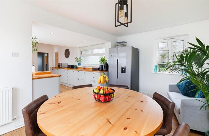 3 Bedroom Detached Bungalow For Sale In Immaculate Bungalow - Nodes Road, Cowes, PO31