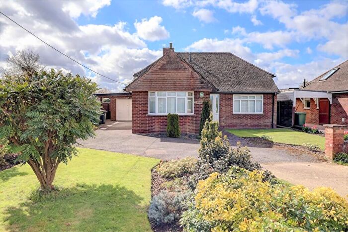 2 Bedroom Bungalow For Sale In Penn Road, Hazlemere, High Wycombe, Buckinghamshire, HP15