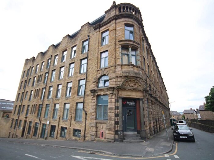 1 Bedroom Flat To Rent In Woolston Warehouse, Grattan Road, Bradford, BD1