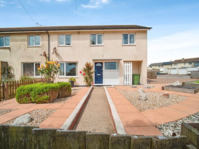 3 Bedroom End Of Terrace House For Sale In Grangecroft Road, Portland, Dorset, DT5