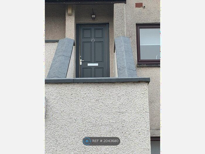 4 Bedroom Flat To Rent In South William Street, Johnstone, PA5