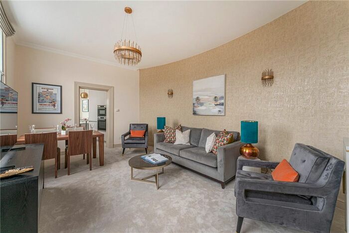 2 Bedroom Flat To Rent In Grosvenor Gardens, Belgravia, London, SW1W