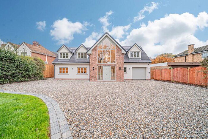 5 Bedroom Detached House For Sale In Broad Lane, Tanworth-In-Arden, B94