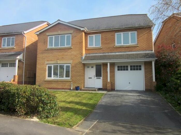 3 Bedroom Detached House To Rent In Gelli Deg, Fforestfach, Swansea., SA5