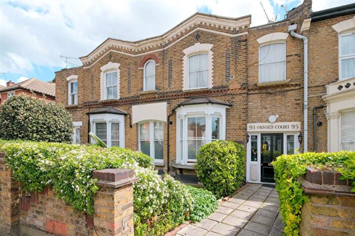 1 Bedroom Apartment To Rent In - Orford Road, London, E17