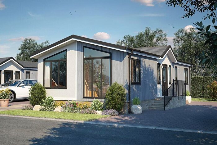 2 Bedroom Park Home For Sale In Blandford Road North, Beacon Hill, Poole, BH16