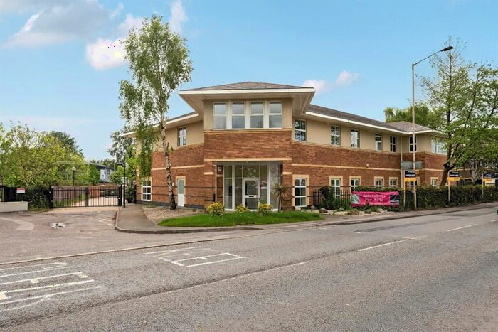 Apartment To Rent In Rose Kiln Lane, Reading, RG2