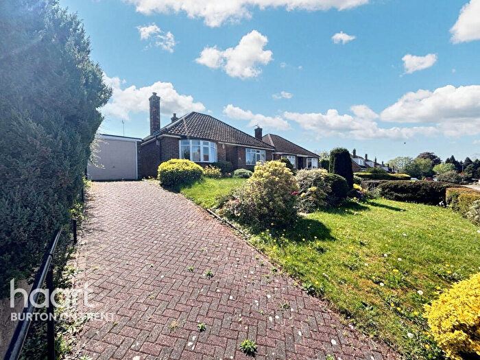 2 Bedroom Detached Bungalow For Sale In Rosliston Road, Walton-on-Trent, Swadlincote, DE12