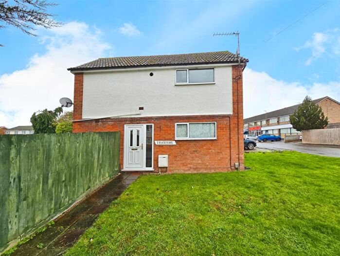 2 Bedroom Semi-Detached House For Sale In Blackfriars, Rushden, Northants, NN10