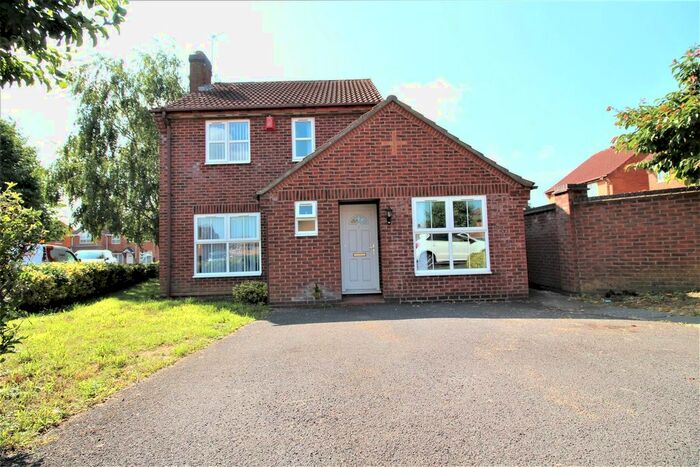 3 Bedroom Detached House For Sale In Meadowsweet Road, Hamilton, Leicester, LE5