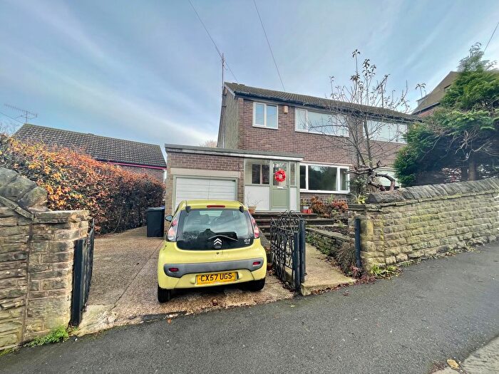 3 Bedroom Semi Detached House To Rent In Edge Hill Road, Sheffield, S7