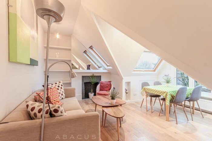 1 Bedroom Flat To Rent In Walm Lane, Willesden Green Village, NW2