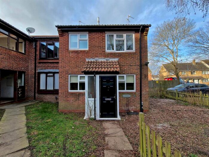 1 Bedroom Semi-Detached House To Rent In Farmdale Grove, Rednal, Birmingham, B45