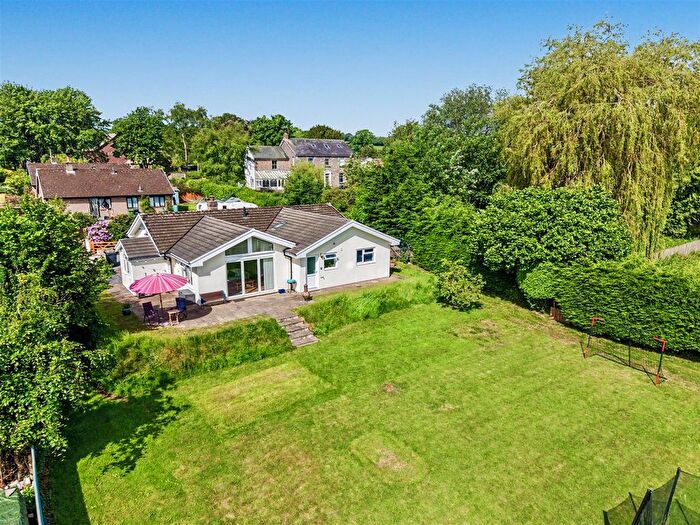 4 Bedroom Detached Bungalow For Sale In Llanfihangel Talyllyn, Brecon, LD3