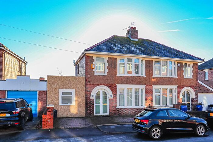 3 Bedroom Semi Detached House For Sale In Somerset Road East, Barry, CF63