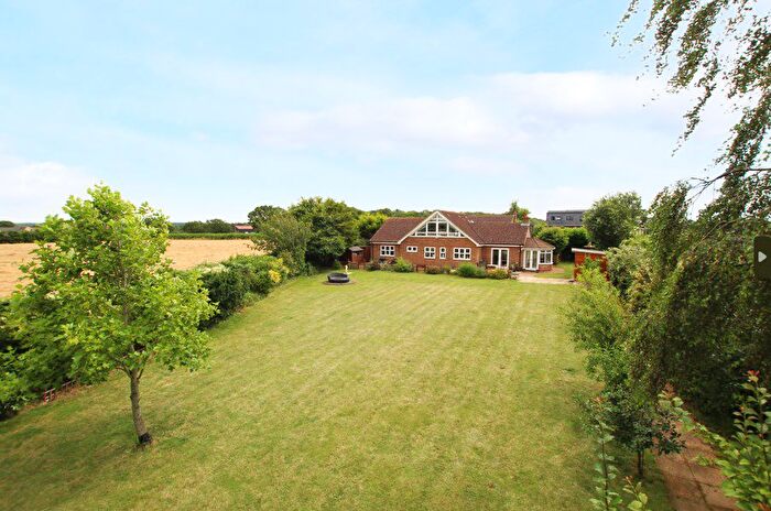 5 Bedroom Detached House For Sale In Heath Road, Gamlingay, SG19