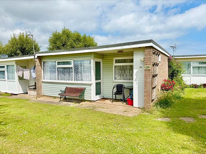 2 Bedroom Chalet For Sale In Newport Road, Hemsby, NR29