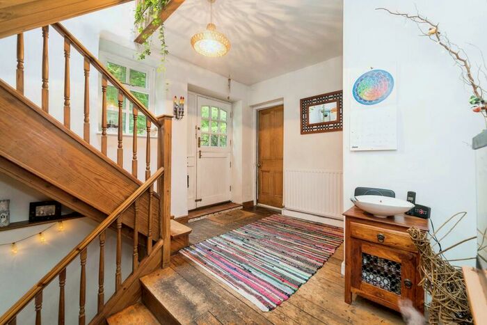 3 Bedroom End Of Terrace House For Sale In Knotts Road, Todmorden, OL14