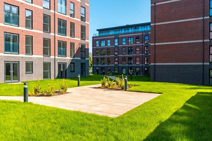 3 Bedroom Apartment For Sale In Alexandra Park, Willow Road, Leeds, LS4