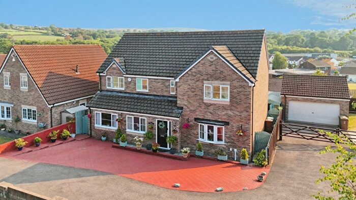 6 Bedroom Detached House For Sale In School Close, Nelson, Treharris, CF46