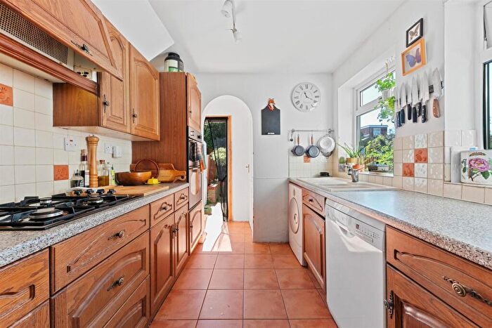 2 Bedroom Terraced House For Sale In Holmesdale Road, London, SE25