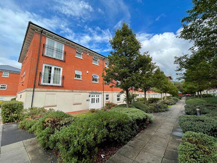 3 Bedroom Apartment To Rent In Jago Court, Newbury, RG14