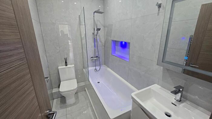 1 Bedroom Flat To Rent In Woolfield House, Wash Lane, BL9
